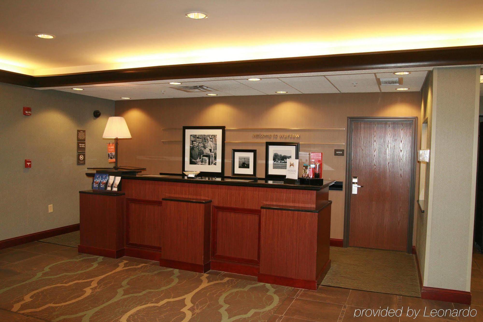 Hampton Inn Warsaw Bagian luar foto